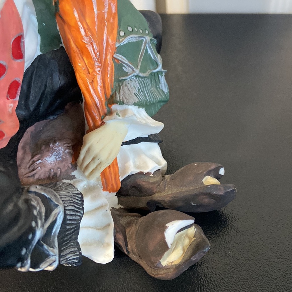 Clown Collection -Resin Figure - Picture 5 of 6